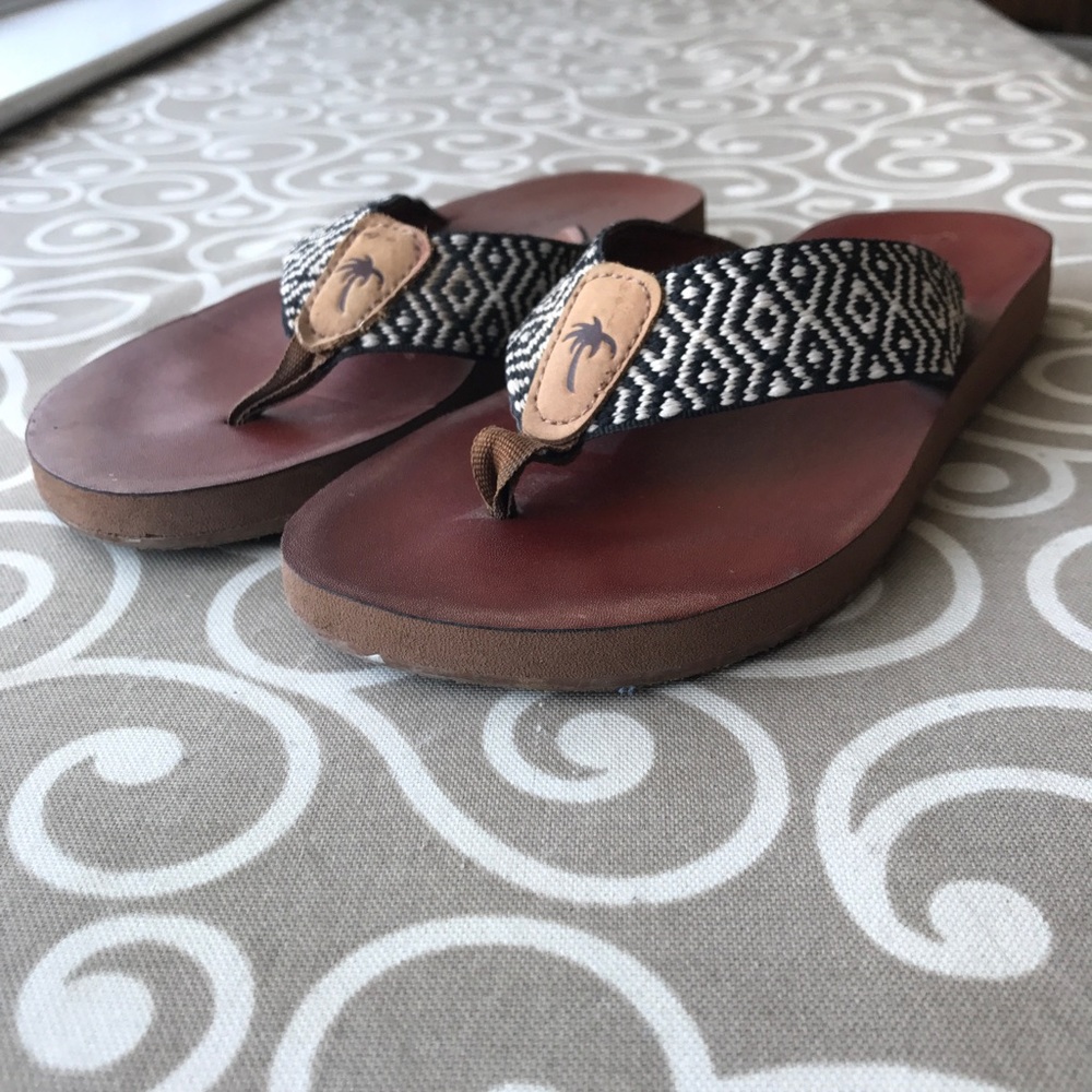 Women's flip flop sandals